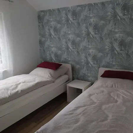 Апартаменты Ferienwohnung/monteurenwohnung Вильдесхаузен